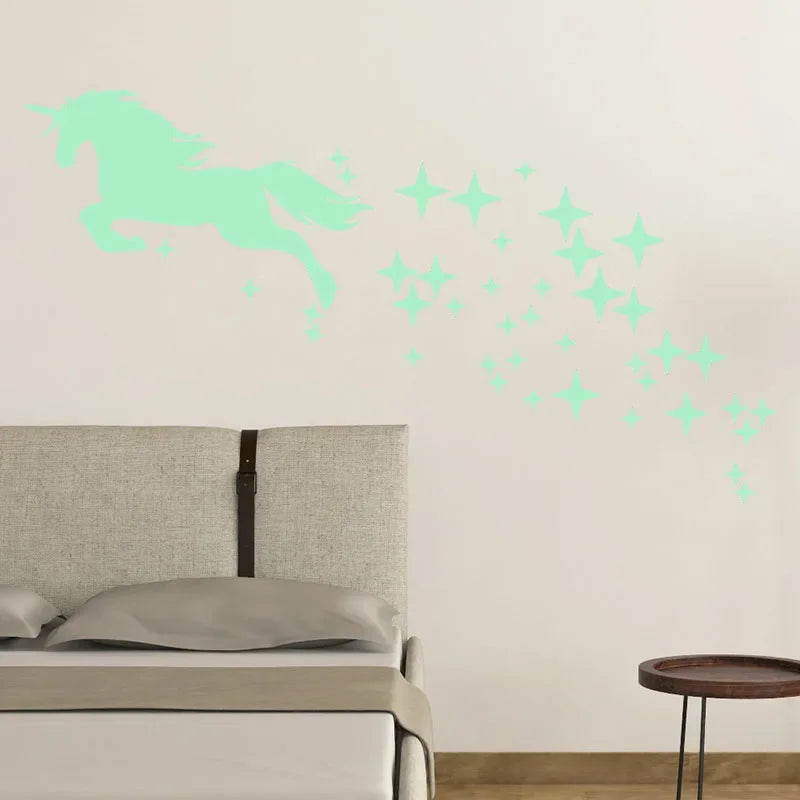 1 Set Glow in Dark Stars Stickers Glowing Unicorn Sticker Ceiling Luminous Wall Decals For Kids Bedding Room Party Birthday Gift