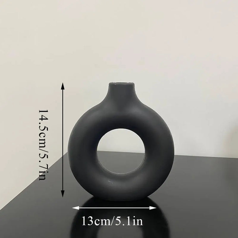 1Pcs Plastic Flat Minimalist Vase Wedding Decoration Donut Shape Flower Vase Oval Hollow Black Vases Fashion Home Living Room