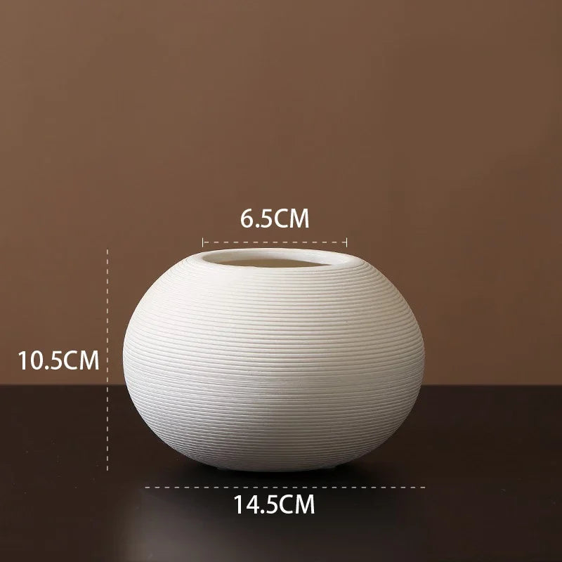 Minimalist Handmade Art Zen Vase Ceramic Decoration Living Room Model Home Decoration Black and White Art Vase Hand Drawing